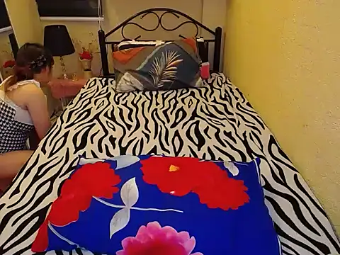 Snapshot of MissFoxylady chatting on 11, 12, 2024 MissFoxylady online show from 11, 12, 2024