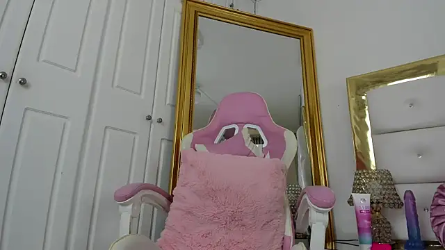 Snapshot of KendalStallyon chatting on 5, 3, 2025 KendalStallyon online show from 5, 3, 2025