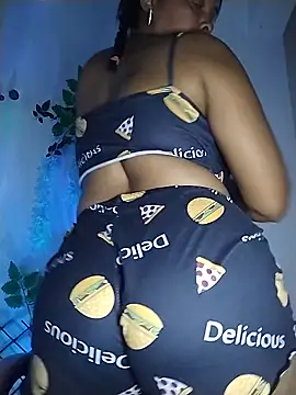 Snapshot of collegechica chatting on 11, 9, 2025 collegechica online show from 11, 9, 2025