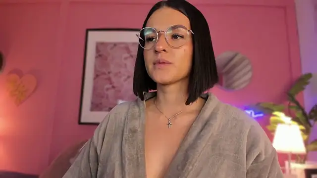 Snapshot of SoySaraa chatting on 11, 1, 2025 SoySaraa online show from 11, 1, 2025