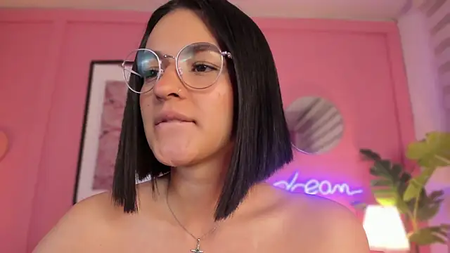 Snapshot of SoySaraa chatting on 22, 1, 2025 SoySaraa online show from 22, 1, 2025