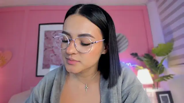 Snapshot of SoySaraa chatting on 15, 2, 2025 SoySaraa online show from 15, 2, 2025