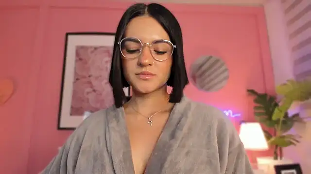 Snapshot of SoySaraa chatting on 21, 2, 2025 SoySaraa online show from 21, 2, 2025