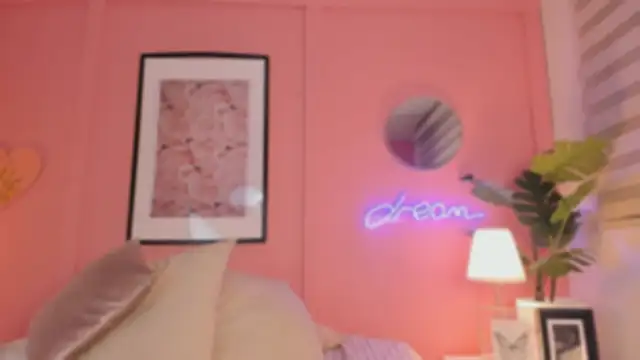 Snapshot of SoySaraa chatting on 5, 3, 2025 SoySaraa online show from 5, 3, 2025