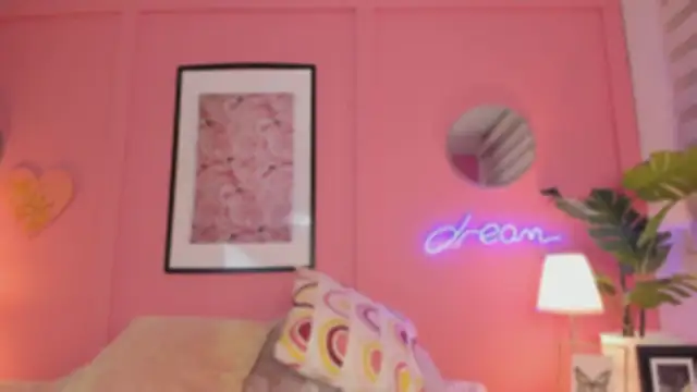 Snapshot of SoySaraa chatting on 11, 3, 2025 SoySaraa online show from 11, 3, 2025