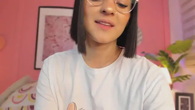 Snapshot of SoySaraa chatting on 19, 3, 2025 SoySaraa online show from 19, 3, 2025