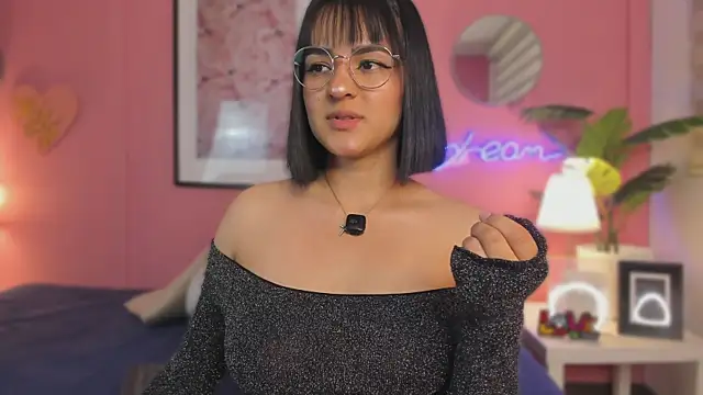 Snapshot of SoySaraa chatting on 6, 2, 2026 SoySaraa online show from 6, 2, 2026