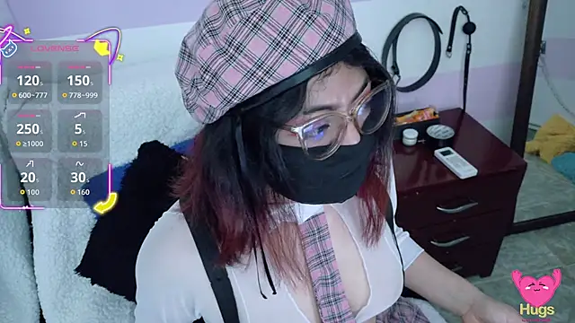 Snapshot of Catwhite_ chatting on 11, 11, 2025 Catwhite online show from 11, 11, 2025