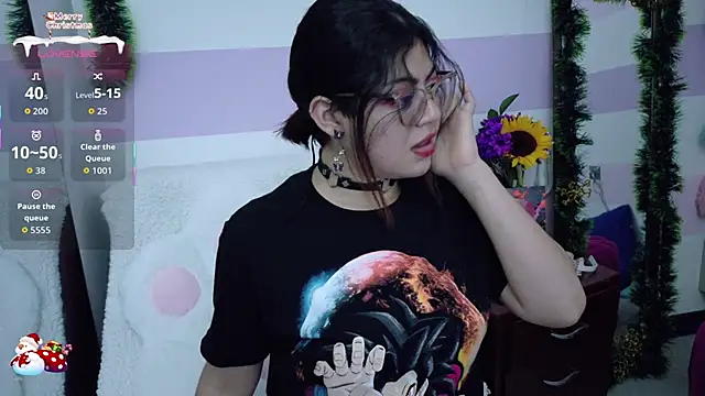 Snapshot of Catwhite_ chatting on 16, 12, 2025 Catwhite online show from 16, 12, 2025