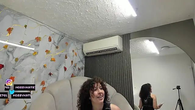 Katemoss70 online show from 8, 11, 2025