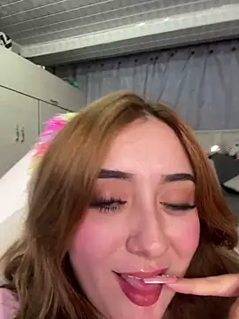 Snapshot of Sam_Thompsoon_ chatting on 6, 3, 2025 Sam Thompsoon online show from 6, 3, 2025