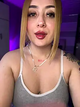 Snapshot of Sam_Thompsoon_ chatting on 7, 11, 2025 Sam Thompsoon online show from 7, 11, 2025