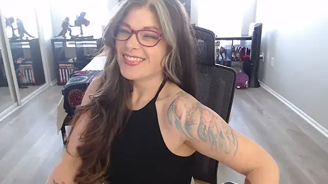 TheLenaAdams online show from 29, 12, 2024