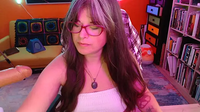 TheLenaAdams online show from 19, 11, 2025