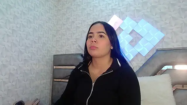 EmilyQueen3x online show from 11, 9, 2025