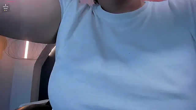 Snapshot of MartinnaBonnet chatting on 9, 1, 2025 MartinnaBonnet online show from 9, 1, 2025