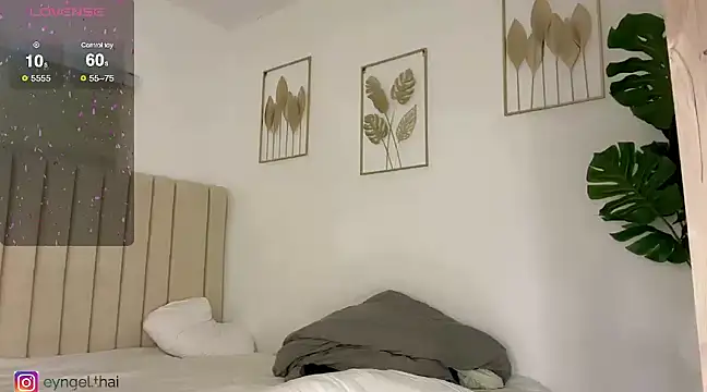 IvyOlivia online show from 31, 1, 2025