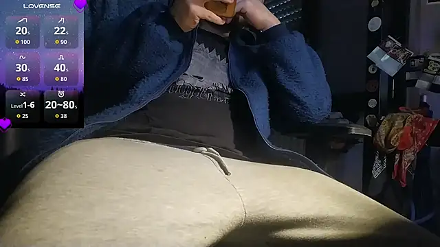 Snapshot of Purple_Flamingo chatting on 2, 12, 2025 Purple Flamingo online show from 2, 12, 2025