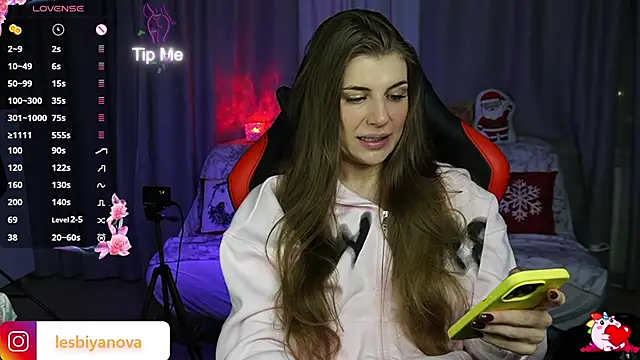 Snapshot of Just_alice chatting on 1, 1, 2025 Just alice online show from 1, 1, 2025