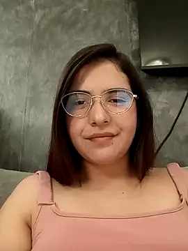 Snapshot of MiaLaurenzz chatting on 18, 1, 2025 MiaLaurenzz online show from 18, 1, 2025