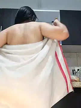 Nanybaker95 online show from 8, 2, 2025