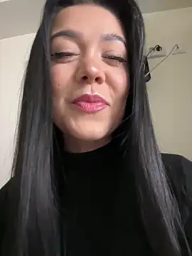 Snapshot of denise_k chatting on 28, 2, 2025 denise k online show from 28, 2, 2025