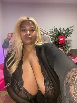 Snapshot of BigFineSelena chatting on 31, 1, 2025 BigFineSelena online show from 31, 1, 2025