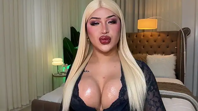 Your Majesty Tyra online show from 15, 3, 2025