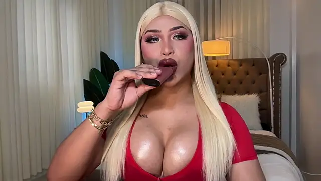 Your Majesty Tyra online show from 21, 3, 2025