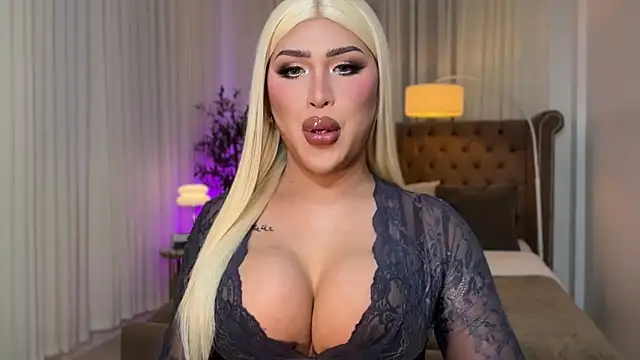 Your Majesty Tyra online show from 21, 10, 2025