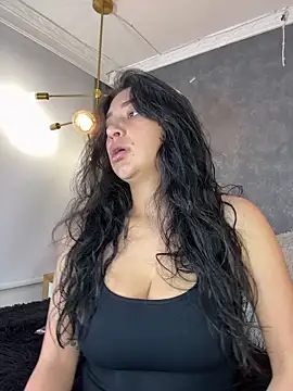 dayra angels online show from 25, 2, 2026