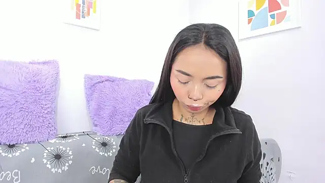 miss soffi  online show from 16, 10, 2025