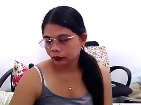 pinay milfxx online show from 21, 2, 2025