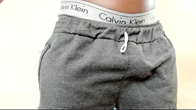 Black Master19cm online show from 5, 3, 2025