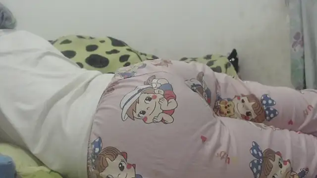 Snapshot of Kittywhiteass chatting on 18, 2, 2025 Kittywhiteass online show from 18, 2, 2025