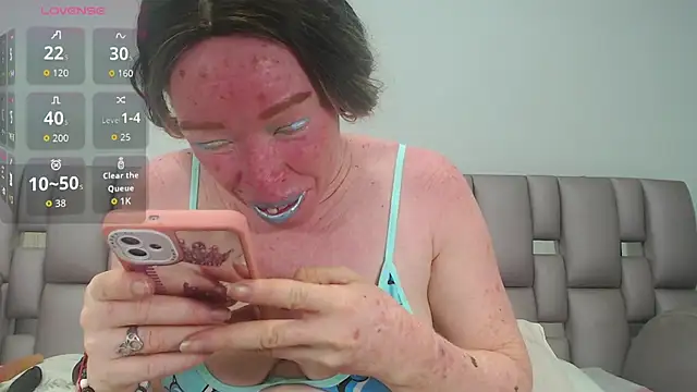 Snapshot of Kittywhiteass chatting on 11, 9, 2025 Kittywhiteass online show from 11, 9, 2025