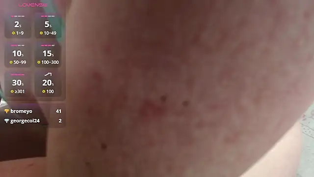 Snapshot of Kittywhiteass chatting on 12, 9, 2025 Kittywhiteass online show from 12, 9, 2025