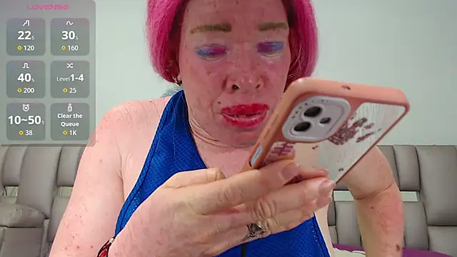 Snapshot of Kittywhiteass chatting on 13, 11, 2025 Kittywhiteass online show from 13, 11, 2025