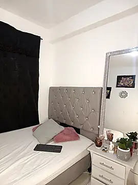 AmandaNordby  online show from 15, 2, 2026