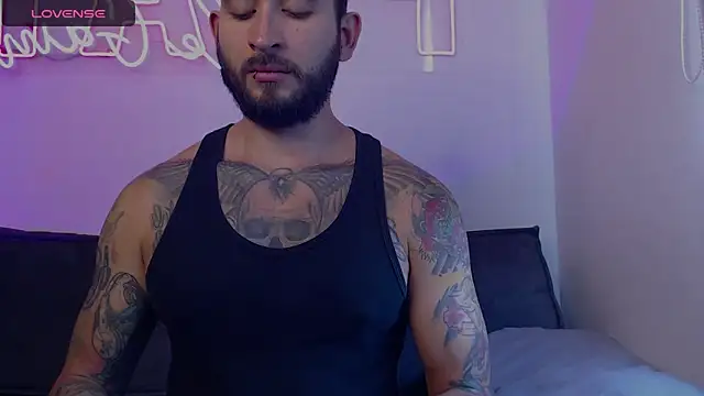 marco allison01 online show from 28, 1, 2025