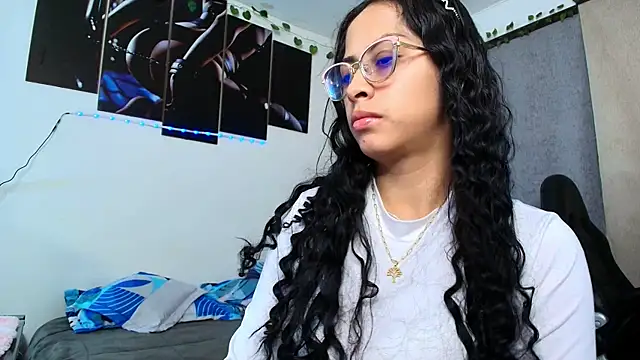 yesie hot online show from 21, 7, 2026