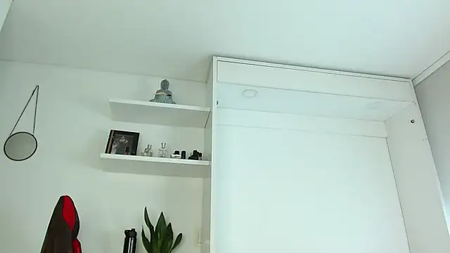 Robyn Miller online show from 18, 9, 2025