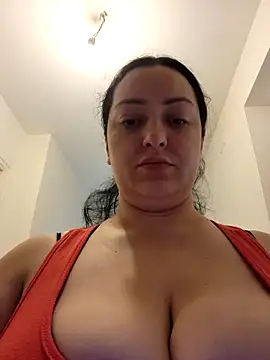 Snapshot of mihaelaa chatting on 25, 9, 2025 mihaelaa online show from 25, 9, 2025