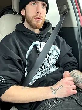 KcCumz19 online show from 5, 1, 2026