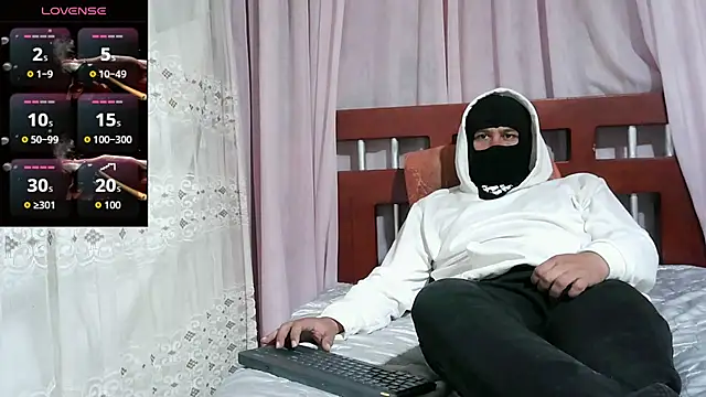 Snapshot of camilovaron chatting on 26, 6, 2026 camilovaron online show from 26, 6, 2026
