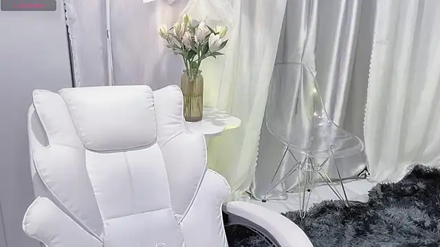 Snapshot of Mya_Lee chatting on 22, 9, 2025 Mya Lee online show from 22, 9, 2025