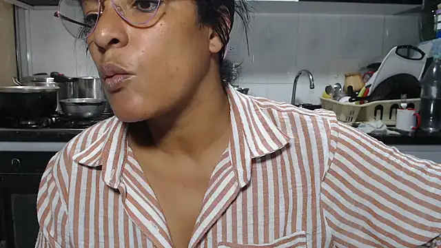 kateleyagrey online show from 2, 2, 2026