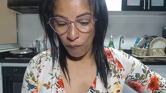 Snapshot of kateleyagrey chatting on 25, 4, 2026 kateleyagrey online show from 25, 4, 2026
