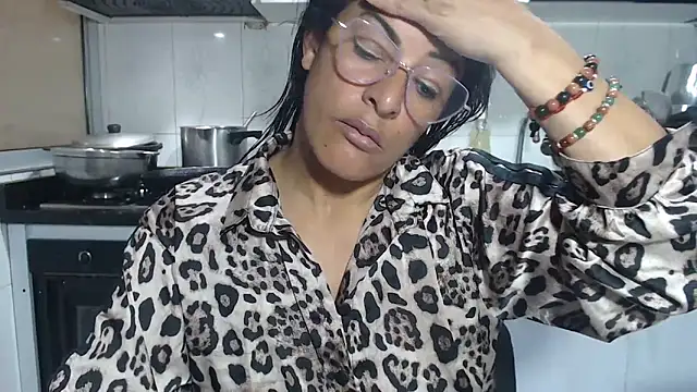 Snapshot of kateleyagrey chatting on 25, 5, 2026 kateleyagrey online show from 25, 5, 2026