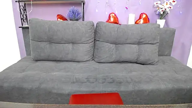 Snapshot of BlondyLeeBest chatting on 8, 3, 2025 BlondyLeeBest online show from 8, 3, 2025